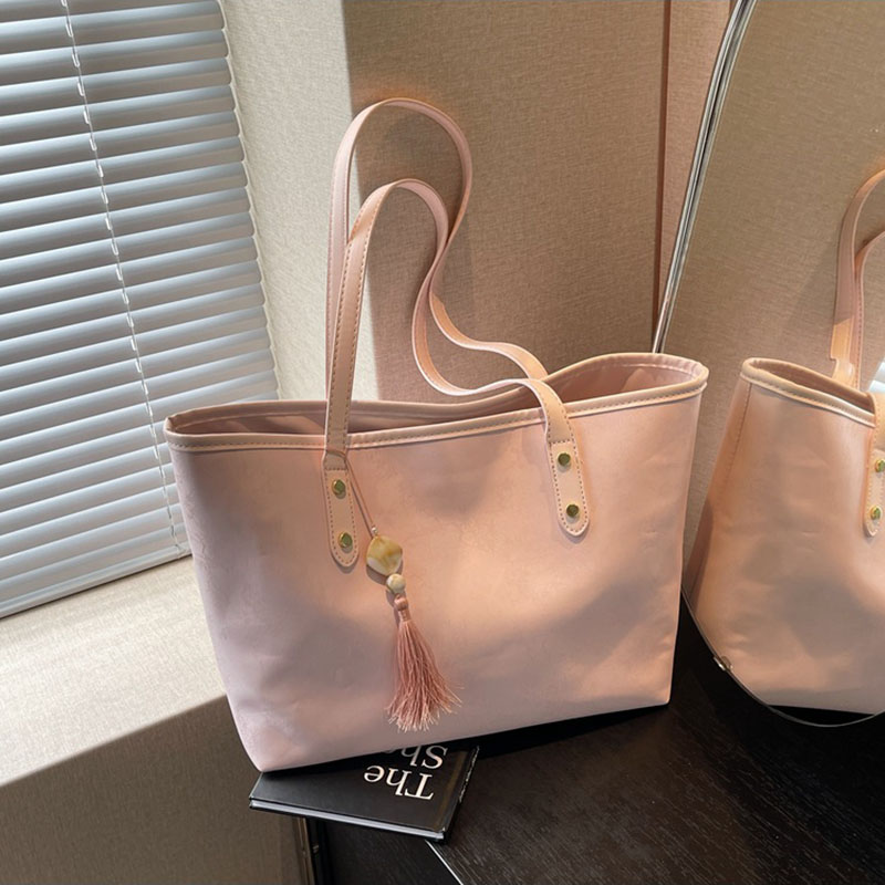 Fashion Pink Large Capacity Shoulder Bag