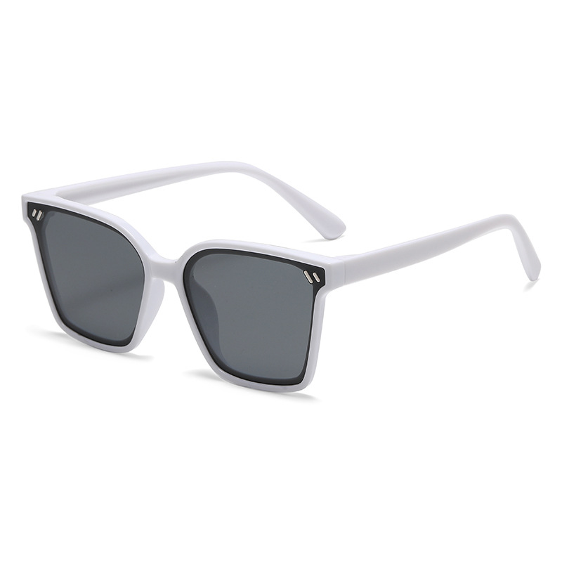 Fashion White Frame All Gray C8 Children's Square Sunglasses