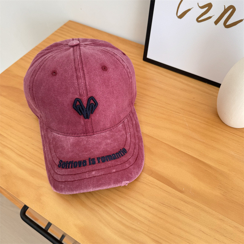 Fashion Claret Washed Love Letter Embroidered Baseball Cap