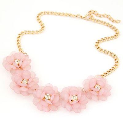 Stainless light pink flower decorated simple design alloy Bib Necklaces