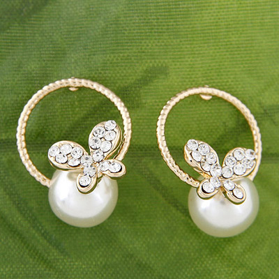 Trendy Gold Color Pearl Decorated Butterfly Design