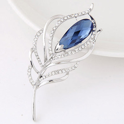 Sweet Blue Gemstone Decorated Feather Shape Design