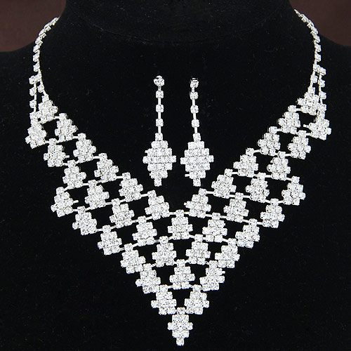 Fashion White Diamond Decorated Geometry Shape Hollow Out Design