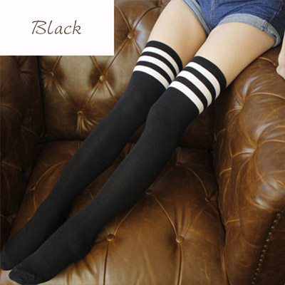 Classic Black+white Stripe Pattern Decorated Knee-high Design