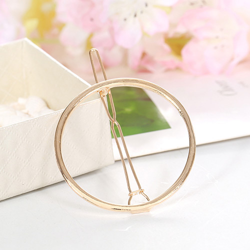 Elegant Gold Color Round Shape Decorated Hollow Out Design