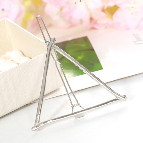 Elegant Silver Color Triangle Shape Decorated Hollow Out Design