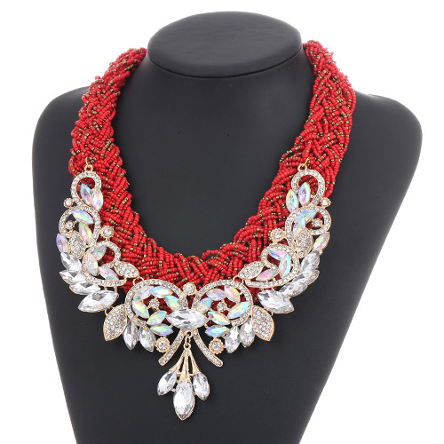 Fashion Red Diamond Leaf Decorated Hand-woven Collar Design