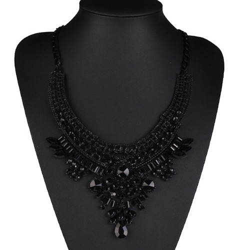 Exaggerated Black Diamond Decorated Pure Color Design