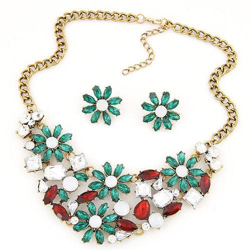 Lovely Green Flower Deacorated Hollow Out Jewelry Sets
