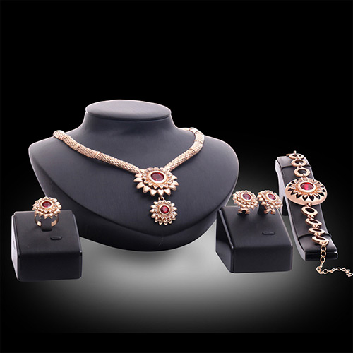Luxury Gold Color Sun Shape Gemstone Decorated Simple Jewelry Sets