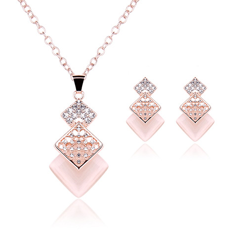 Delicate Rose Gold Three Square Shape Pendant Decorated Long Chain Jewelry Sets