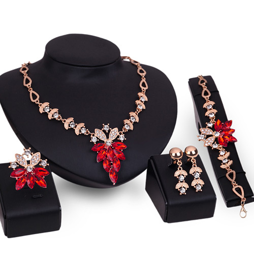 Luxury Red Flower Shape Pendant Decorated Short Chain Jewelry Sets
