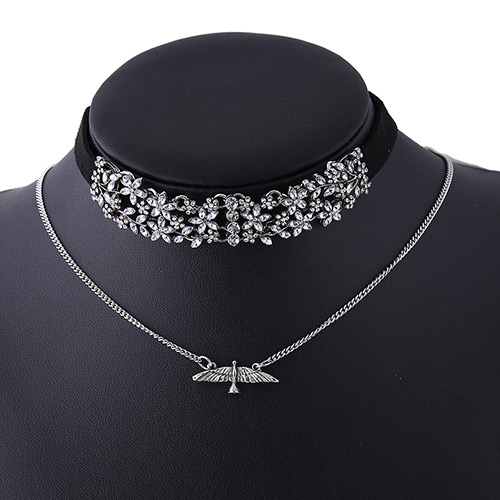 Fashion Black Bird Pendant Decorated Double Layer Diamond Design Choker