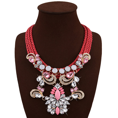 Exaggerate Red Geometric Shape Diamond Decorated Hand-woven Short Chain Necklace