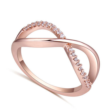 Fashion Rose Gold Diamond Decorated Cross Shape Design Simple Ring