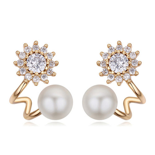 Fashion Champagne Gold Diamond&pearls Decorated Flower Shape Earrings