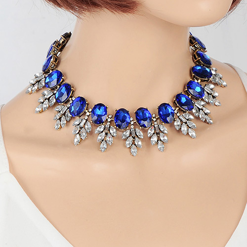 Elegant Sapphire Blue Oval Diamond&leaf Shape Decorated Simple Chocker
