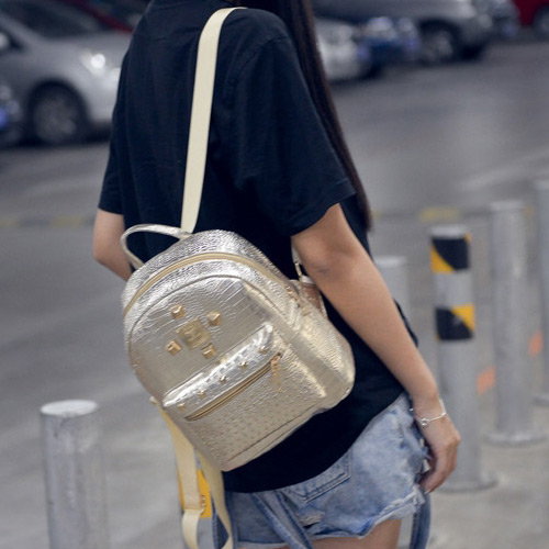 Trendy Gold Color Rivet Decorated Lins Shape Design Simple Backpack