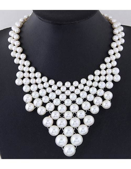 Trendy White Pearls Decorated Hand-woven Pure Color Necklace