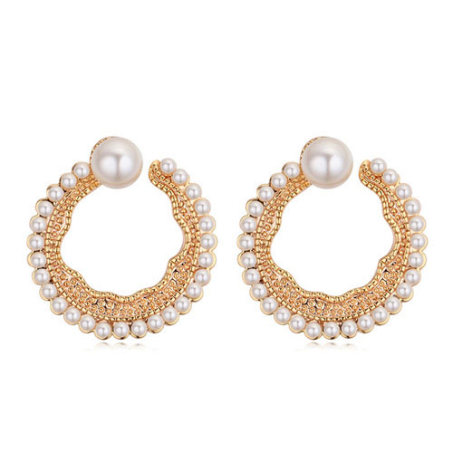 Elegant Pearl Round Shape Decorated Earrings