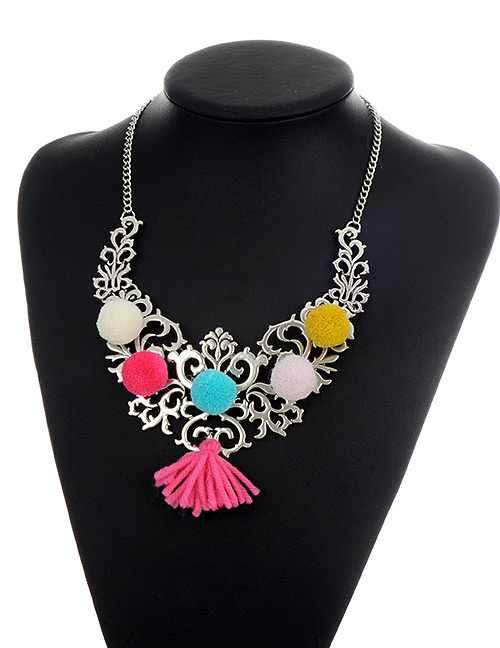 Vinatge Multi-color Tassel Pendant Decorated Sholloe Out Short Chain Necklace