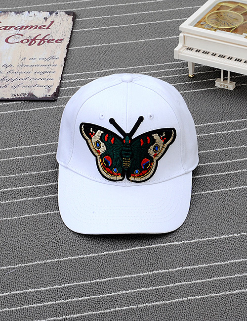 Trendy White Embroidery Butterfly Decorated Pure Color Baseball Cap