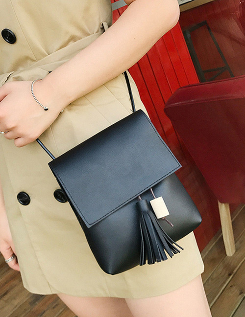 Fashion Black Tassel Pendant Decorated Pure Color Shoulder Bag