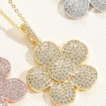 Fashion Flower Zircon Necklace 14k Real Gold Copper Diamond Flower Necklace