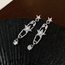 Pendientes Con Broche De Estrella De Diamantes Geométricos