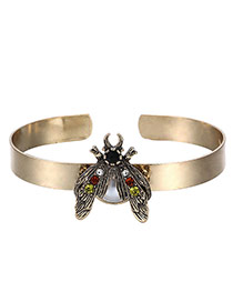 Retro Bronze Insect Shape Decorated Opening Design